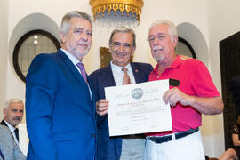 Entrega de Título de Socio. 230º Aniversario de la Sociedad Económica Amigos del País. Plaza de la Constitución. Septiembre de 2019