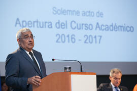 Antonio Ramírez de Arellano en la Apertura del Curso Académico 2016/2017 de la Universidad de Málaga. Salón de actos de la Escuela de Ingenierías Industriales. Septiembre de 2016