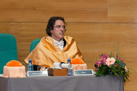 Enrique Navarro Jurado en la investidura como Doctor "Honoris Causa" de Manuel Molina Lozano por la Facultad de Turismo de la Universidad de Málaga. Rectorado. Abril 2016