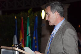 Cena de gala con motivo al homenaje para los jubilados y personal que cumple 25 años de servicio en la Universidad de Málaga. Jardín Botánico. Junio de 2009