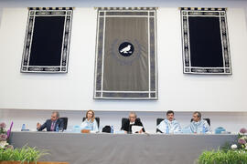 Mesa presidencial en la investidura como Doctor "Honoris Causa" de Antonio Soler por la Facultad de Filosofía y Letras de la Universidad de Málaga. Paraninfo. Junio de 2016