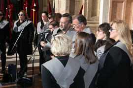 Coro Oficial de la Universidad de Málaga. Acto de la Hermandad de los Estudiantes en la Catedral. Plaza del Obispo, Málaga. Marzo de 2018