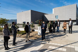 Intervención de José Ángel Narváez en la inauguración de la escultura de José Luis Martín García en la Facultad de Estudios y Sociales y del Trabajo de la Universidad de Málaga. Campus de Teatinos. Marzo de 2021