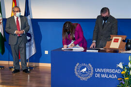 Toma de posesión de Laura Triviño Cabrera como nueva profesora titular del Área de Didáctica de las Ciencias Sociales de la Universidad de Málaga. Paraninfo. Diciembre de 2021
