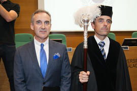 Miguel Porras Fernández y José Carlos Haro Ramos en la investidura como Doctor "Honoris Causa" de Hans-Dieter Wienberg por la Facultad de Ciencias de la Universidad de Málaga. Rectorado. Mayo de 2016