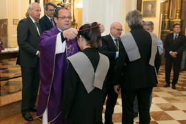 Entrega de medallas de la Cofradía de los Estudiantes. Misa de Lunes Santo. Iglesia de San Agustín. Abril de 2019