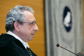 José Ángel Narváez en la investidura como Doctor "Honoris Causa" de José Emilio Navas por la Facultad de Ciencias Económicas y Empresariales de la Universidad de Málaga. Edificio del Rectorado. Abril de 2017