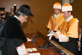 Investidura como Doctor "Honoris Causa" de Manuel Molina Lozano por la Facultad de Turismo de la Universidad de Málaga. Rectorado. Abril 2016