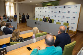 Consejo de Gobierno extraordinario de la Universidad de Málaga con el ministro Pedro Duque. Edificio del Rectorado. Junio de 2018
