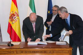 Toma de Posesión de Victoriano Giralt García como Director de las Tecnologías de la Información y las Comunicaciones (TICs) de la Universidad de Málaga. Edificio del Rectorado.  Marzo de 2016