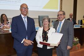 Reconocimiento a personal jubilado. Celebración del 50 Aniversario de la Facultad de Medicina de la Universidad de Málaga. Facultad de Medicina. Octubre de 2022