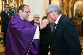Entrega de medallas de la Cofradía de los Estudiantes. Misa de Lunes Santo. Iglesia de San Agustín. Abril de 2019