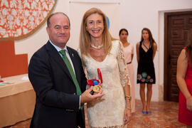 Entrega de premios, de parte de FISU, de la Universidad de Málaga, del ayuntamiento de Antequera y del Comité Organizador. 14º Campeonato del Mundo Universitario de Fútbol Sala 2014 (FUTSAL). Antequera. Julio de 2014