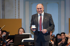 Eugenio José Luque en la entrega de medallas del Ateneo. Teatro María Cristina. Abril 2015