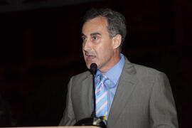 Cena de gala con motivo al homenaje para los jubilados y personal que cumple 25 años de servicio en la Universidad de Málaga. Jardín Botánico. Junio de 2009