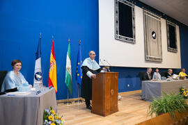 Juan Antonio Perles. Investidura como Doctor "Honoris Causa" de Carlos Álvarez Rodríguez por la Facultad de Filosofía y Letras de la Universidad de Málaga. Paraninfo. Mayo de 2018