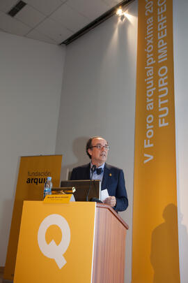 Gerardo García-Ventosa. Presentación Institucional del V Foro Arquia/Próxima 2016: Futuro Imperfecto. Paraninfo. Octubre de 2016