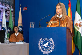 Intervención de Nuria Nebot en la investidura de Kazuyo Sejima como Doctora "Honoris Causa" por la Escuela de Arquitectura de la Universidad de Málaga. Paraninfo. Octubre de 2019
