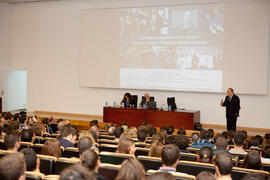 Conferencia de José María Gay de Liébana. Facultad de Ciencias Económicas y Empresariales. Diciembre 2014