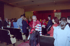 Investidura como Doctor "Honoris Causa" de D. Eduardo García de Enterría por la Universidad de Málaga. Paraninfo. Abril de 1999