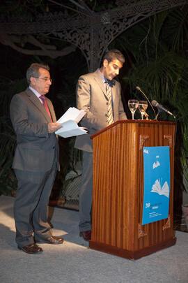 "La Noche del Libro", pregón inaugural de la 39ª Feria del Libro de Málaga. Jardín Botánico-Histórico "La Concepción". Abril de 2009