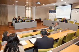 Lectura del informe del Secretario General. X Pleno del Consejo Universitario Iberoamericano (CUIB) de la Universidad de Málaga. Rectorado. Marzo de 2012