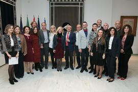 Foto de grupo tras la Toma de Posesión de Personal de Administración y Servicios de la Universidad de Málaga. Edificio del Rectorado. Febrero de 2019