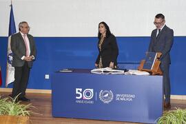 Toma de posesión de Lidia Gómez Pérez como profesora titular del Área de Personalidad, Evaluación y Tratamiento Psicológico de la Universidad de Málaga. Toma de posesión de nuevos catedráticos y profesores titulares de la Universidad de Málaga. Paraninfo. Noviembre de 2023