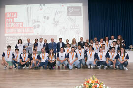Reconocimiento a los medallistas de los Campeonatos de España en la Gala del Deporte Universitario 2017. Escuela Técnica Superior de Ingeniería de Telecomunicaciones. Junio de 2017