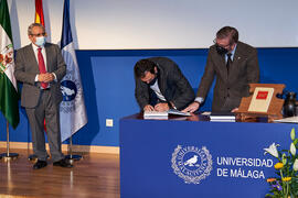 Toma de posesión de Aurelio Ángel Moya García como nuevo profesor titular del Área de Bioquímica y Biología Molecular de la Universidad de Málaga. Paraninfo. Diciembre de 2021