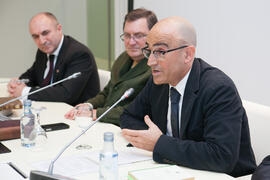 José Juan Benítez Rochel imparte su conferencia "El pensamiento económico en la época y en la obra de Cervantes". Centro de Estudios Hispano Marroquí. Marzo de 2016