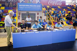 Mesa arbitral. Partido Japón - España. Categoría masculina. Campeonato del Mundo Universitario de Balonmano. Antequera. Julio de 2016