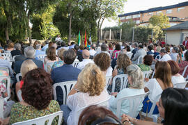 Intervención de Alfonso Carlos Morón en el homenaje al personal que cumple 25 años de servicio en la UMA o jubilado. Jardín Botánico. Junio 2017
