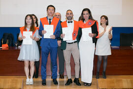 Foto de grupo. Graduación de Másters de la Facultad de Ciencias Económicas y Empresariales de la Universidad de Málaga. Paraninfo. Abril de 2018