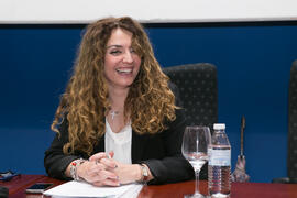 Macarena Parrado en la graduación de Másters de la Facultad de Ciencias Económicas y Empresariales de la Universidad de Málaga. Paraninfo. Abril de 2018