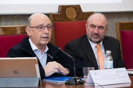 Conferencia de Cristóbal Montoro. XII Jornadas Andaluzas de Enseñanza de Economía. Facultad de Ciencias Económicas y Empresariales. Febrero de 2019