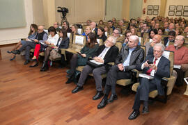 Asistentes a la presentación del libro "Recordando a 3 maestros". Facultad de Ciencias Económicas y Empresariales. Noviembre de 2018