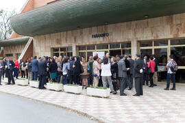 Momentos previos al homenaje de Unicaja a la Facultad de Económicas. Paraninfo. Abril 2015