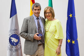 Retrato con la rectora en el homenaje a los jubilados y al personal que cumple 25 años de servicio en la UMA. Paraninfo. Mayo 2015