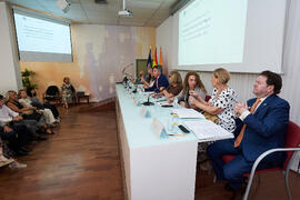 Mesa presidencial. Presentación del Retrato de Honor de D. Eugenio José Luque Domínguez. Facultad de Ciencias Económicas y Empresariales. Junio de 2025