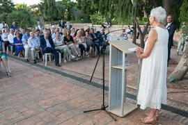 Intervención de María del Carmen Álvarez en el homenaje al personal jubilado de la Universidad de Málaga. Jardín Botánico. Junio 2017