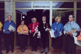 Investidura como Doctor "Honoris Causa" de D. Eduardo García de Enterría por la Universidad de Málaga. Paraninfo. Abril de 1999