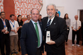 Entrega de premios, de parte de FISU, de la Universidad de Málaga, del ayuntamiento de Antequera y del Comité Organizador. 14º Campeonato del Mundo Universitario de Fútbol Sala 2014 (FUTSAL). Antequera. Julio de 2014