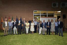 Foto de grupo. Homenaje al personal jubilado de la Facultad de Ciencias Económicas y Empresariales. Campus de El Ejido. Septiembre de 2022