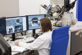 Microscopía. SCAI: Servicios Centrales de Apoyo a la Investigación de la Universidad de Málaga. Campus de Teatinos. Noviembre de 2016