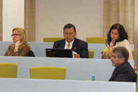 Asistentes a la primera sesión del X Pleno del Consejo Universitario Iberoamericano (CUIB) en la Universidad de Málaga. Rectorado. Marzo de 2012