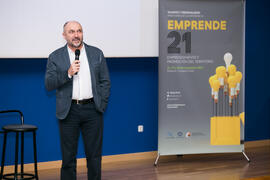 Eugenio José Luque en la conferencia de David Meca "Gestión del talento". Seminario "Emprende 21". Paraninfo. Noviembre de 2017