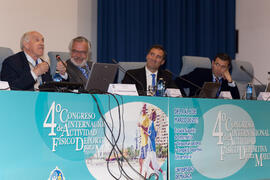 Intervención de Juan Francisco Marcos Becerro. Panel de expertos del 4º Congreso Internacional de Actividad Físico-Deportiva para Mayores. Escuela Técnica Superior de Ingeniería Informática y Telecomunicaciones. Marzo de 2011
