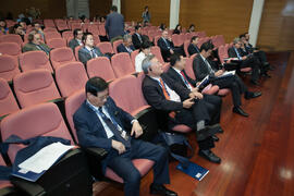 Asistentes a la primera sesión de la X Tribuna España - Corea. Edificio del Rectorado. Octubre de 2015