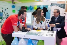 Estand del Consejo de Estudiantes. Jornadas de Puertas Abiertas de la Universidad de Málaga. Complejo Polideportivo Universitario. Abril de 2016